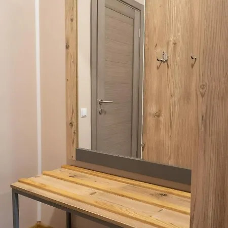 Pivdenniy فندق