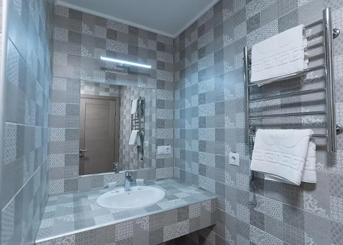 Pivdenniy Hotel Lviv