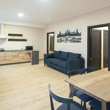 Отель Pivdenniy *